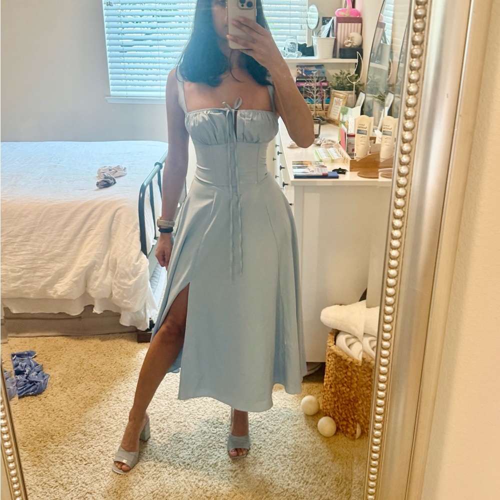 NWOT Elegant corset drop waist flowy tea length midi milkmaid dress with slit
